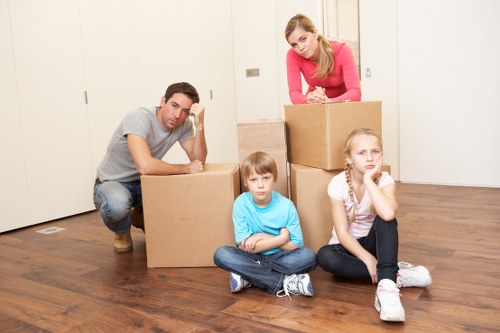 Responsible recycling and reuse service for moving and clearance jobs
