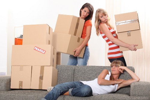 House removals support for moving into a new Camberwell property