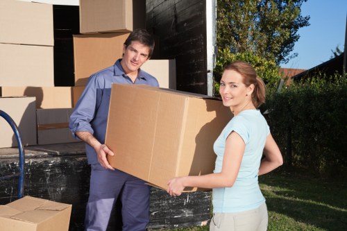 Flat removal services in Camberwell for apartment relocations